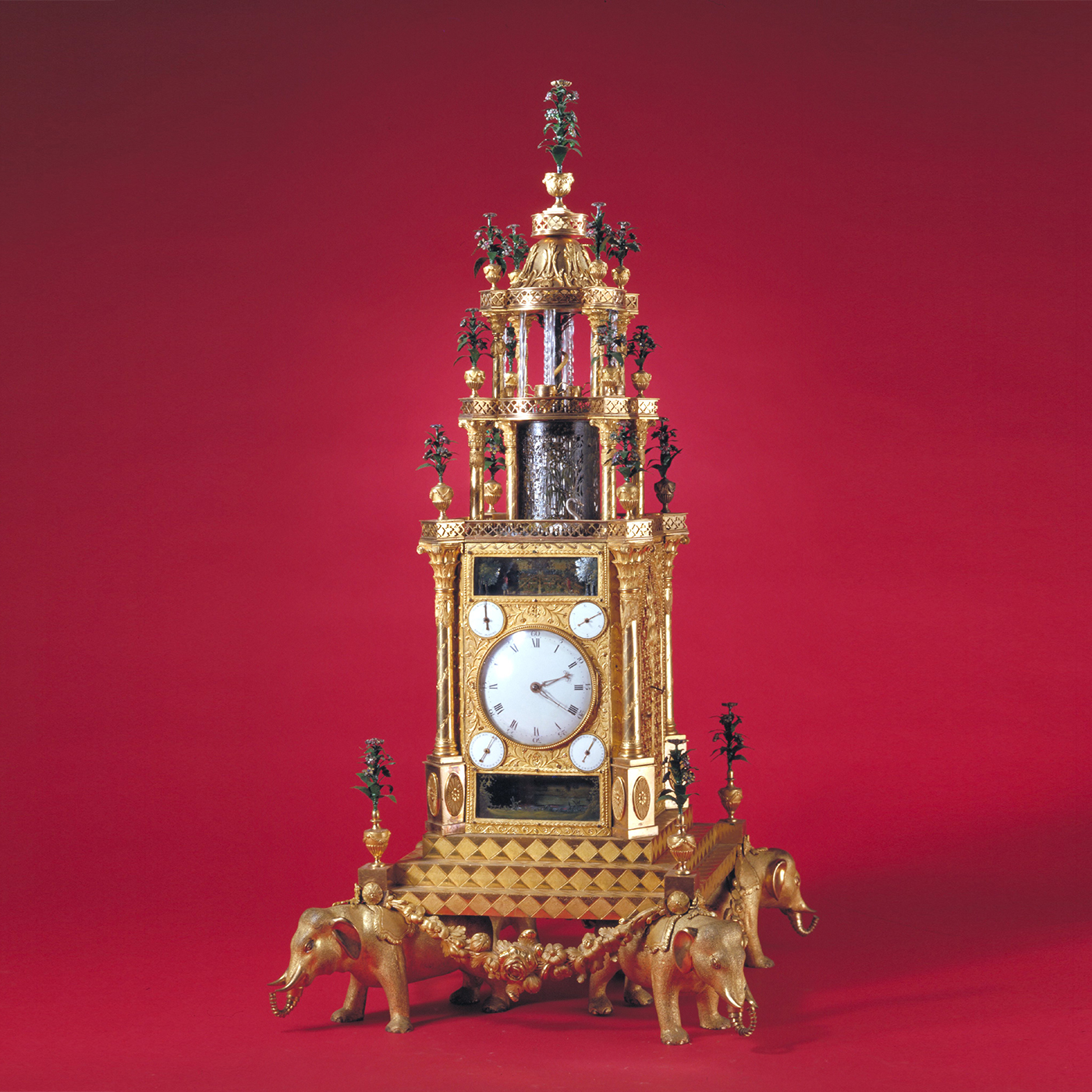 Clock with elephants, bird and automata