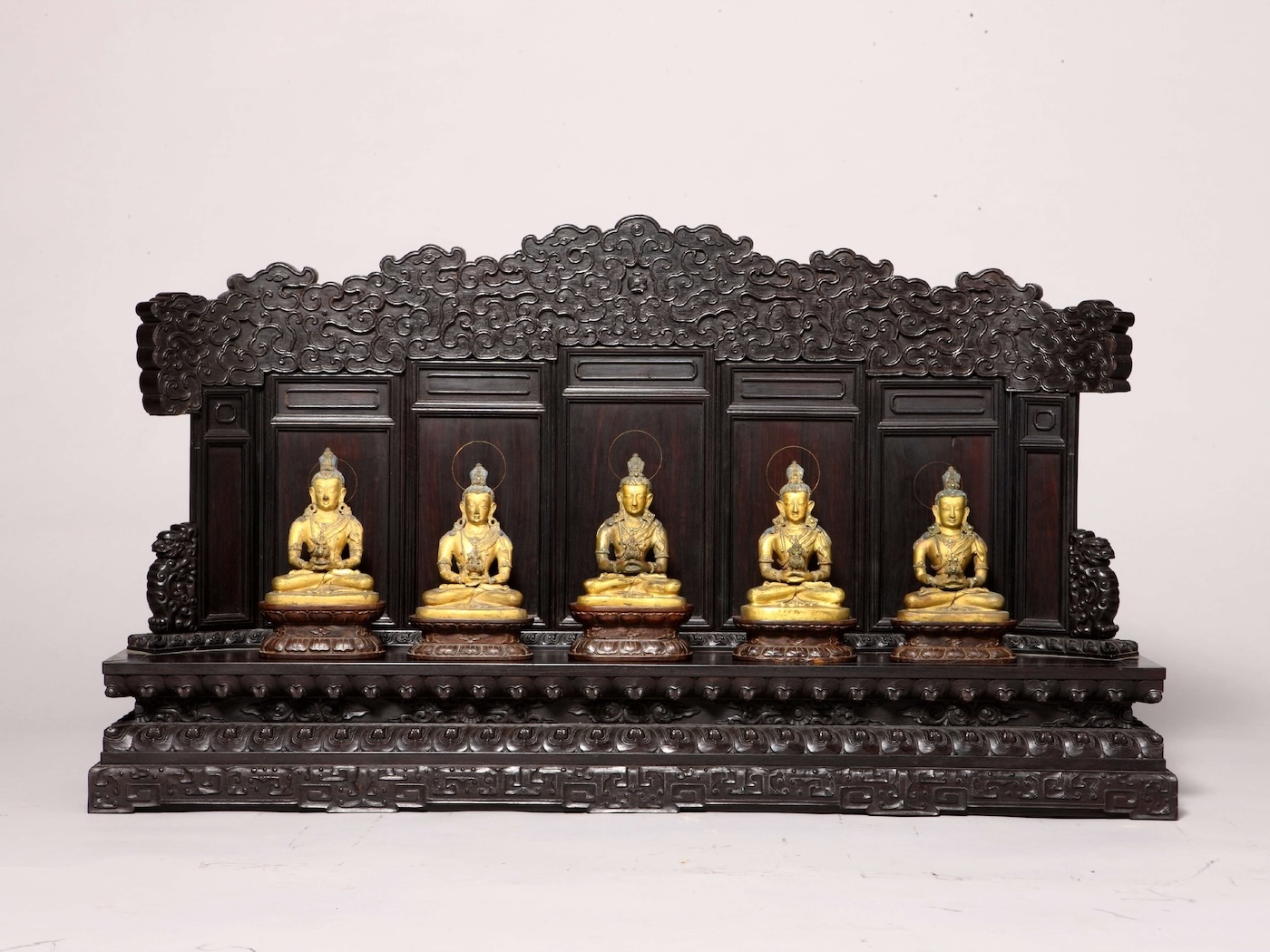 Amitāyus Buddha statues
